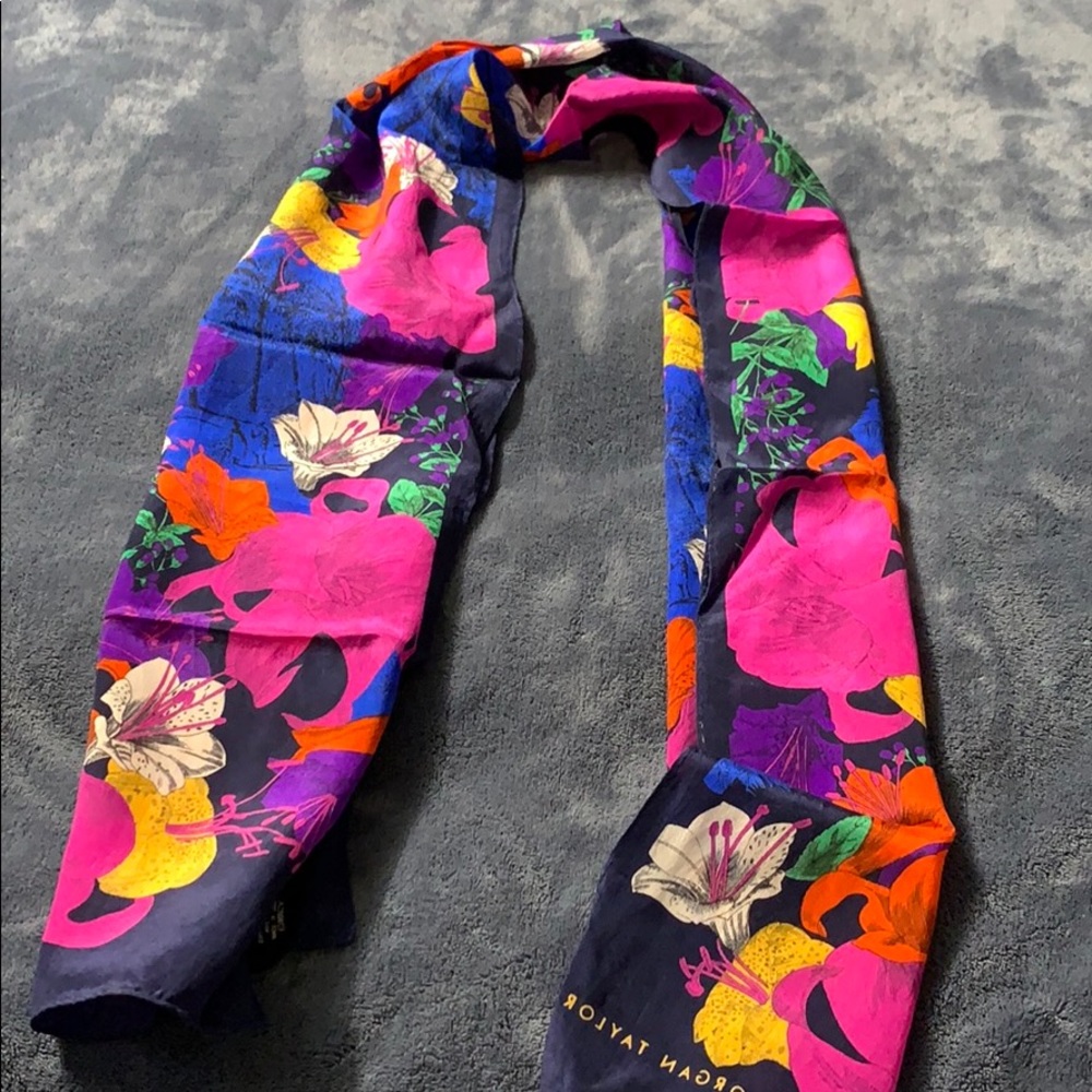 Scarf